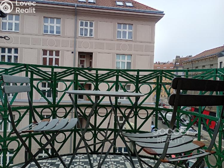 Pronájem bytu 2+KK Praha, Družstevní č. 1