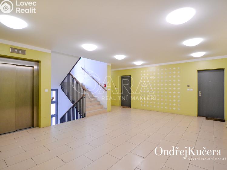 Pronájem bytu 2+KK Praha, Korunní 2569/108g č. 20