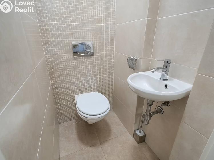 Pronájem bytu 3+KK Praha, Prorektorská 672/6 č. 20