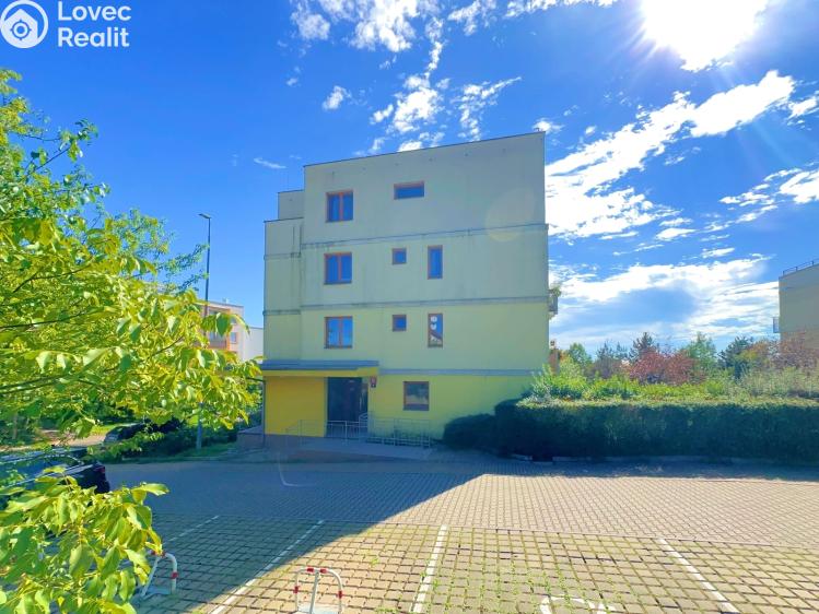 Pronájem bytu 3+KK Praha, Prorektorská 672/6 č. 23