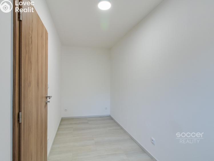 Pronájem bytu 2+KK Praha, Třístoličná č. 6