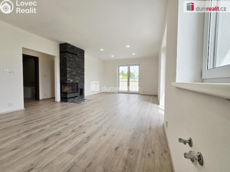 Prodej rodinného domu Malý Újezd č. 44