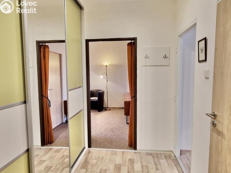 Pronájem bytu 2+1 Praha č. 9