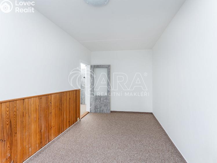 Продажа квартиры 3+1 Praha, Poljanovova 3241/1 č. 13