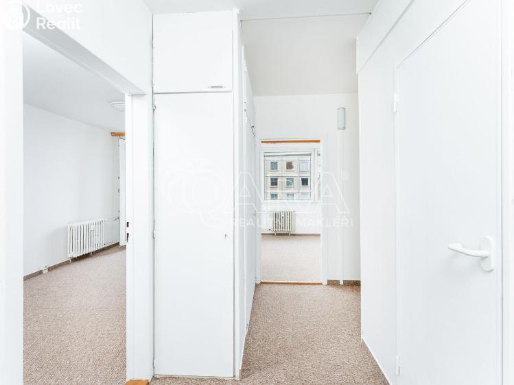 Продажа квартиры 3+1 Praha, Poljanovova 3241/1 č. 17