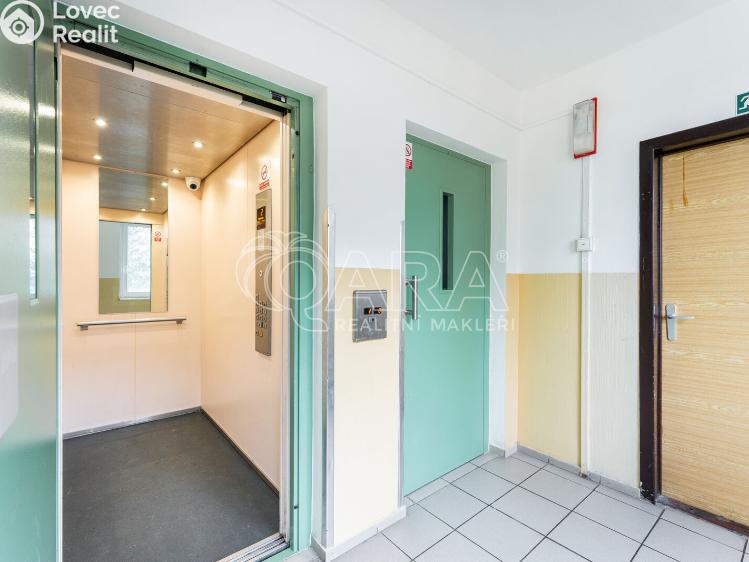 Продажа квартиры 3+1 Praha, Poljanovova 3241/1 č. 23