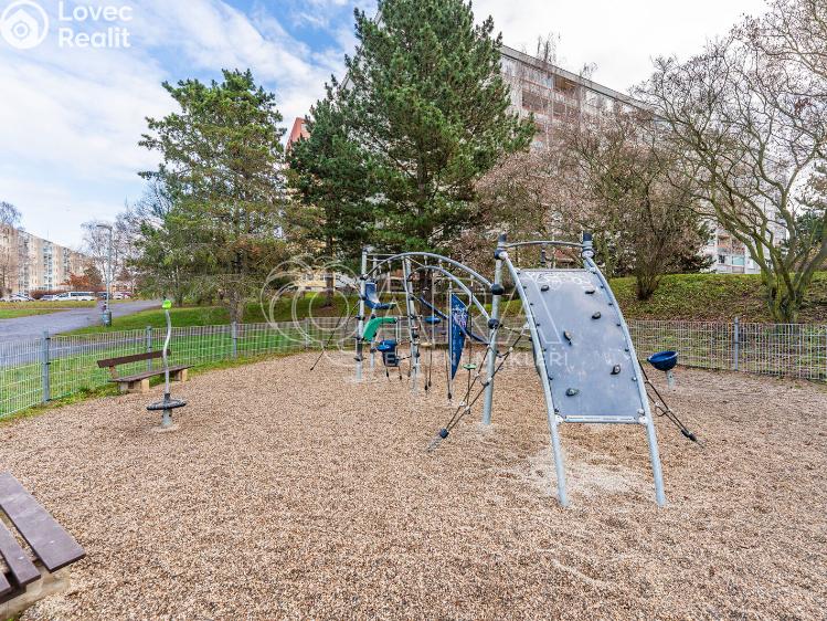 Продажа квартиры 3+1 Praha, Poljanovova 3241/1 č. 24