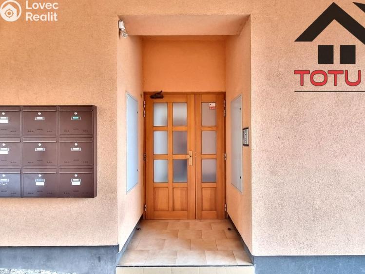 Pronájem bytu 3+1 Náchod, U Zastávky č. 10