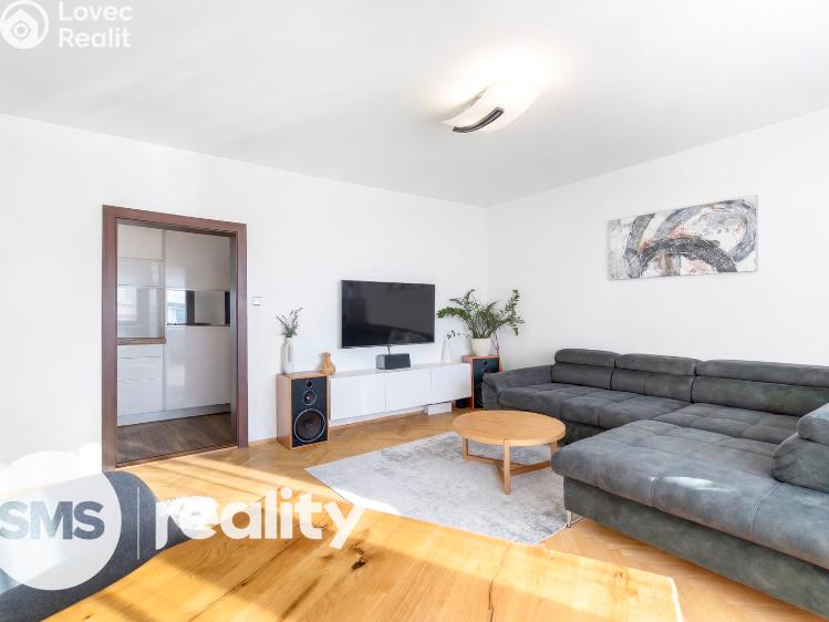 Prodej bytu 3+1 Frýdek-Místek, Slezská 2900 č. 1