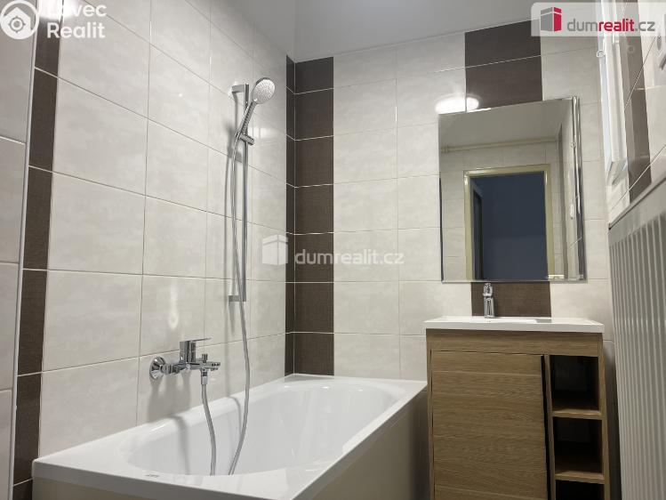 Pronájem bytu 2+1 Velvary, Na Průhoně č. 6