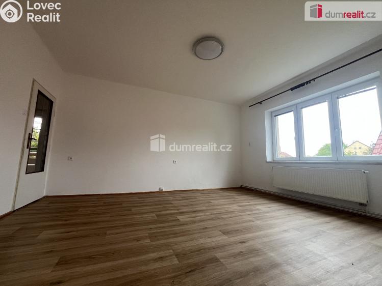 Pronájem bytu 2+1 Velvary, Na Průhoně č. 8