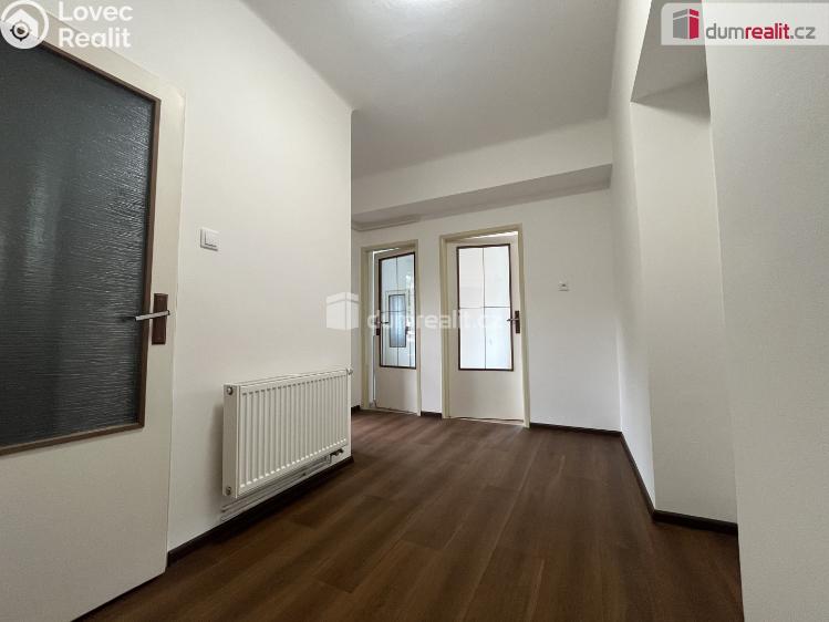 Pronájem bytu 2+1 Velvary, Na Průhoně č. 10