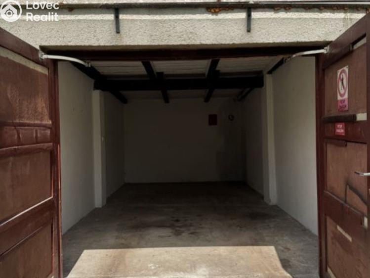 Prodej garáže Broumov č. 1