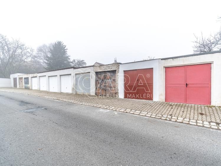 Pronájem garáže Praha, U Řempa č. 7