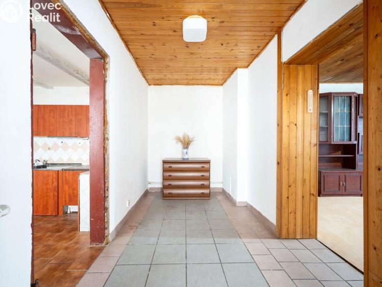 Prodej rodinného domu Dvakačovice č. 5