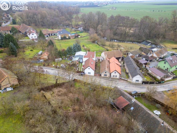 Prodej rodinného domu Dvakačovice č. 11