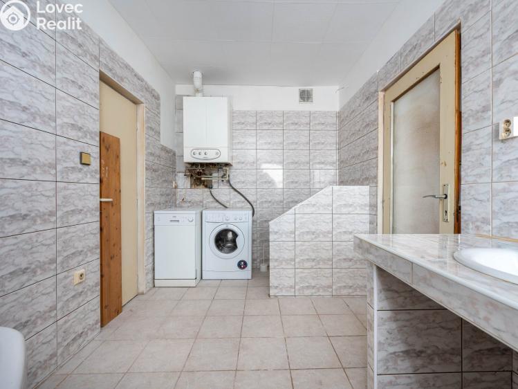 Prodej rodinného domu Dvakačovice č. 6