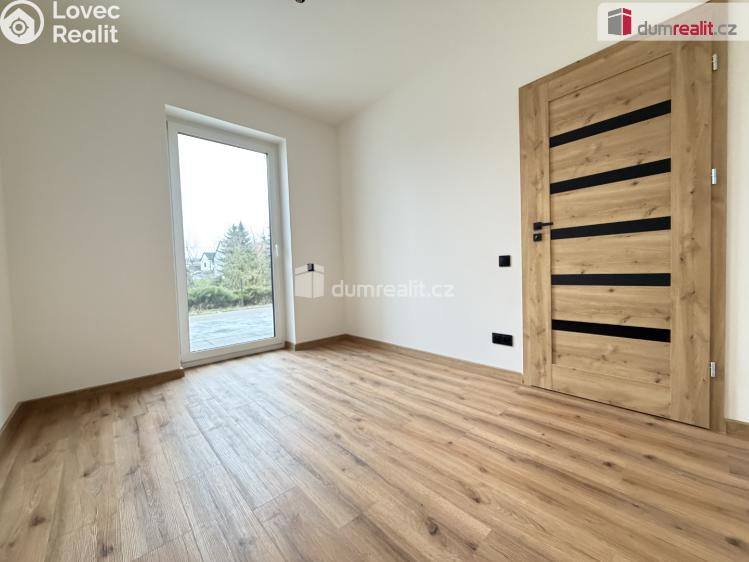 Prodej rodinného domu Velká Jesenice č. 35