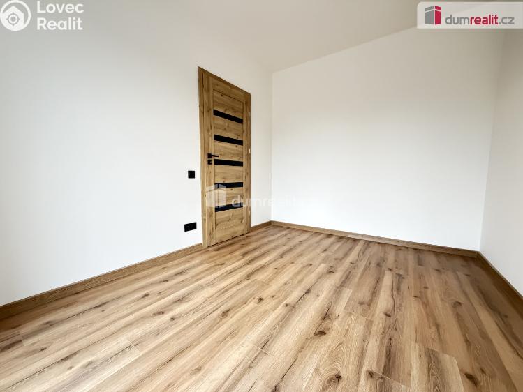 Prodej rodinného domu Velká Jesenice č. 39