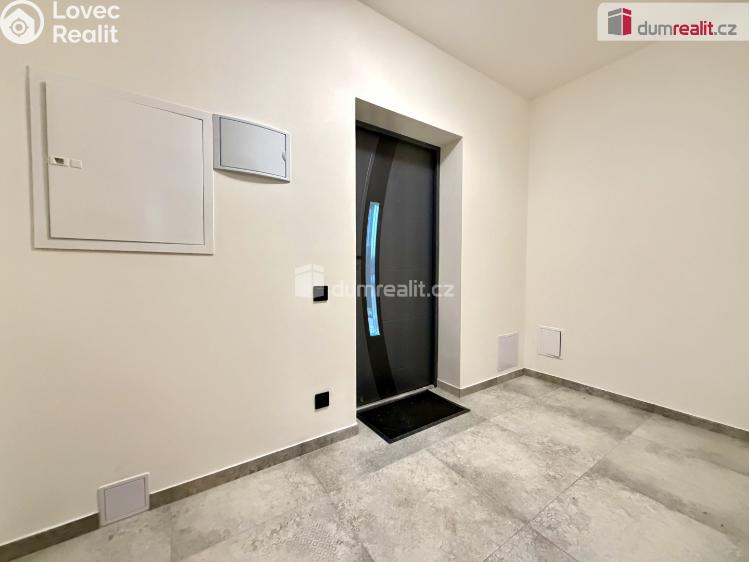 Prodej rodinného domu Velká Jesenice č. 45