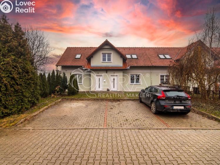 Prodej bytu 3+KK Holubice, Javorová 118 č. 23