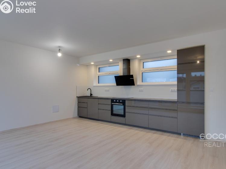 Pronájem bytu 2+KK Přezletice, Pod Zahrady č. 3