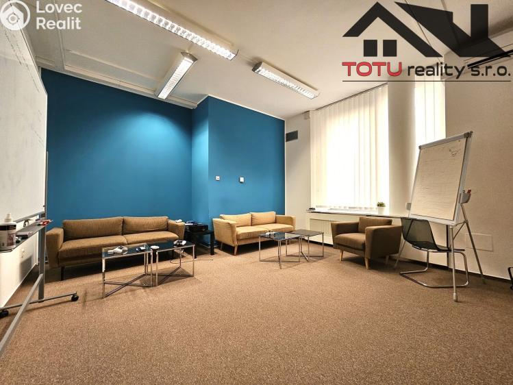 Pronájem obchodního prostoru Chrudim, Palackého třída č. 6