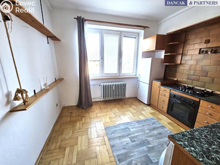 Rent apartment 2+1 Frýdek-Místek, Karla Hynka Máchy č. 4