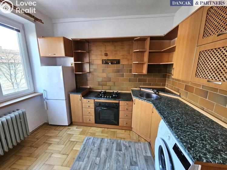 Rent apartment 2+1 Frýdek-Místek, Karla Hynka Máchy č. 5