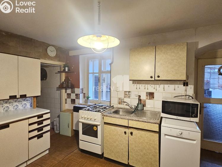 Prodej rodinného domu Mšené-lázně, Skalička č. 11