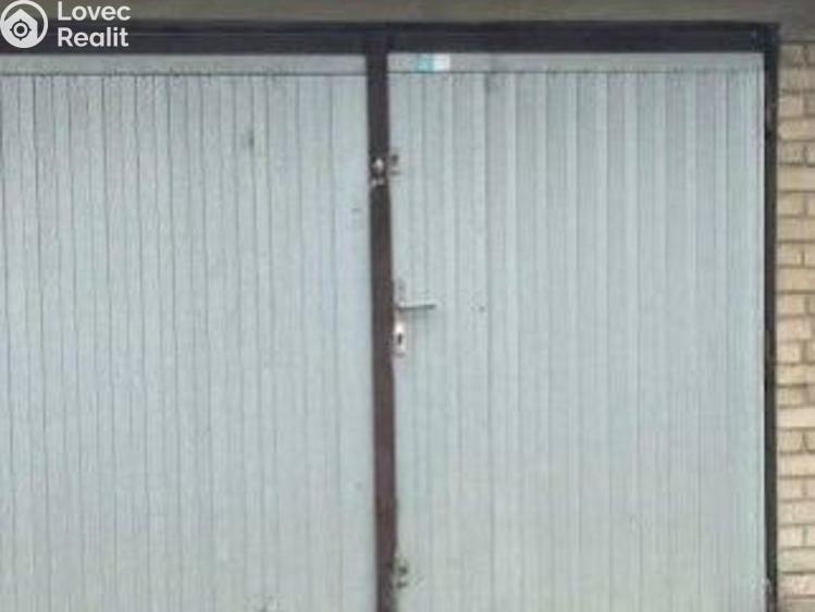 Prodej garáže Zlín, Brouckova č. 1