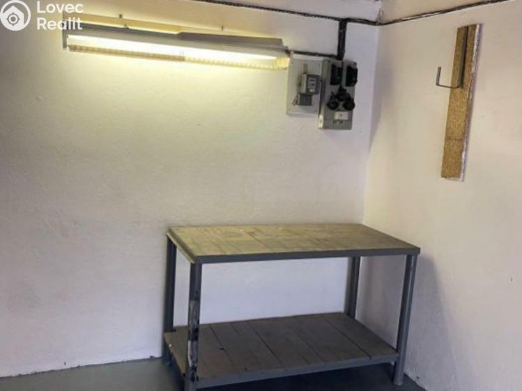 Prodej garáže Zlín, Brouckova č. 7