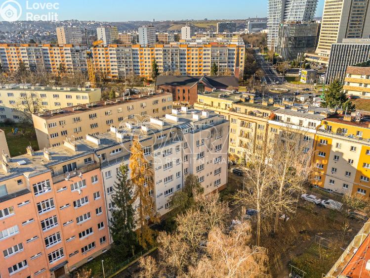 Prodej bytu 2+KK Praha, Bystřická 522/2 č. 24