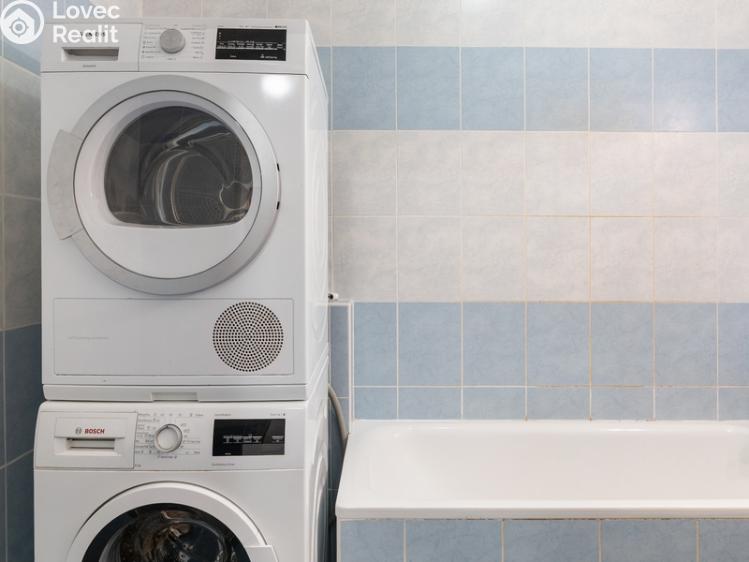 Pronájem bytu 3+KK Praha, Pod Harfou 938/58 č. 9