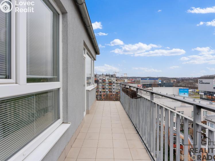 Pronájem bytu 3+KK Praha, Pod Harfou 938/58 č. 11