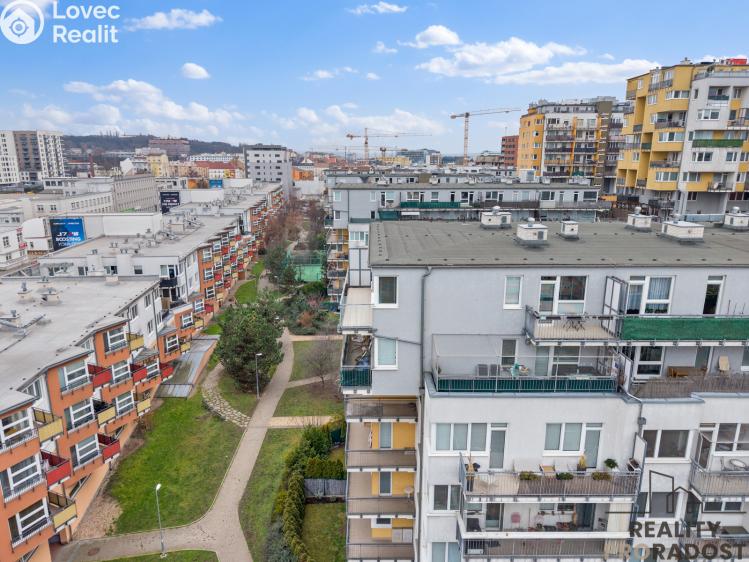 Pronájem bytu 3+KK Praha, Pod Harfou 938/58 č. 15