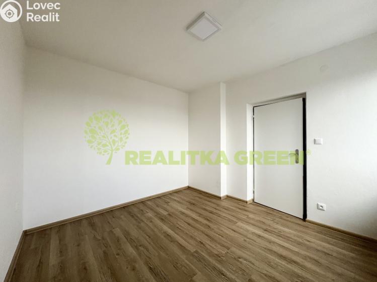 Sale apartment 3+1 Zlín, Slovenská 2686 č. 10