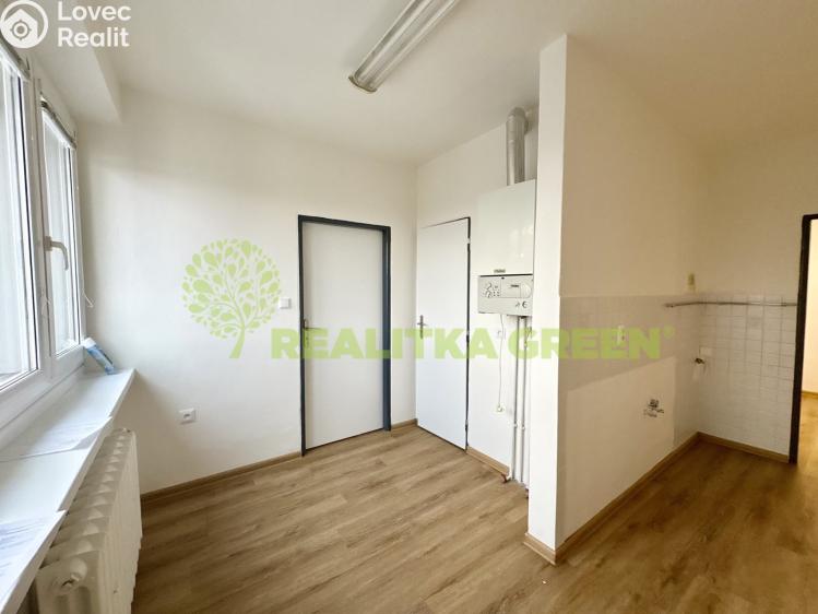 Sale apartment 3+1 Zlín, Slovenská 2686 č. 6