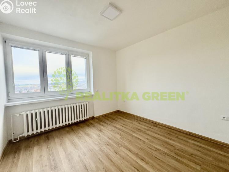 Sale apartment 3+1 Zlín, Slovenská 2686 č. 11