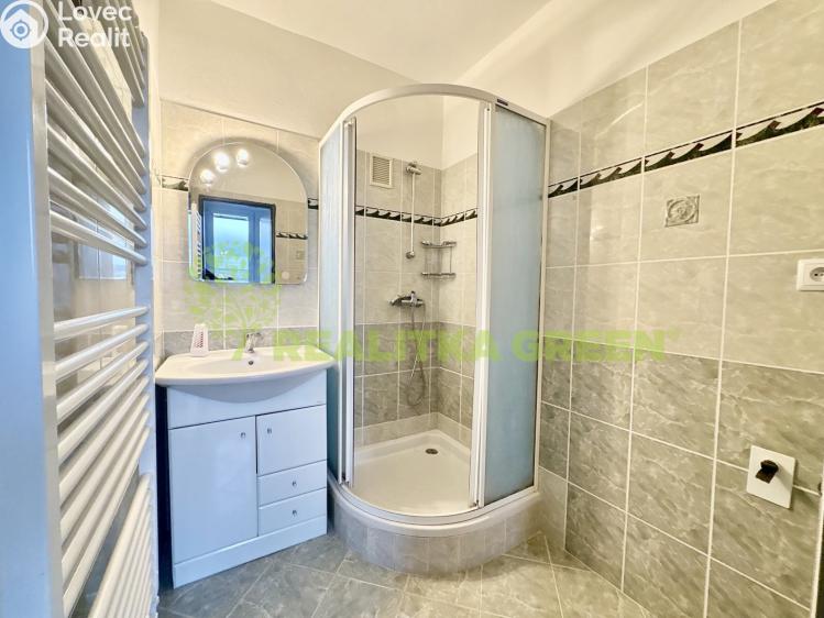 Sale apartment 3+1 Zlín, Slovenská 2686 č. 12