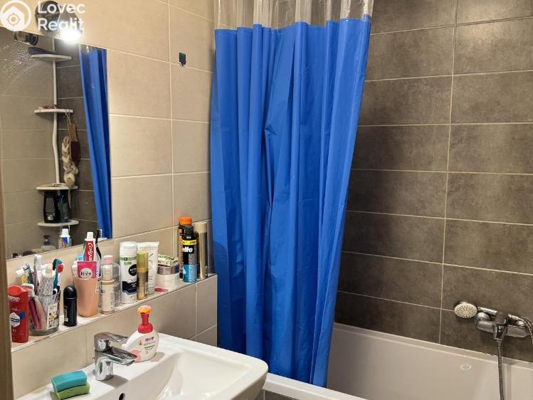 Pronájem bytu 4+KK Praha, Ke kříži č. 10