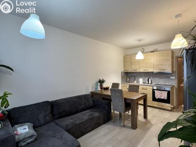 Pronájem bytu 4+KK Praha, Ke kříži č. 1