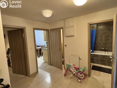 Pronájem bytu 4+KK Praha, Ke kříži č. 5