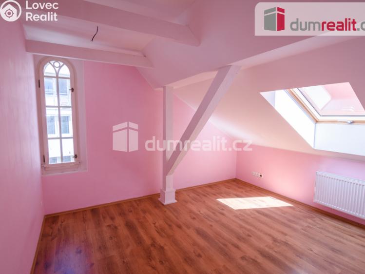 Pronájem bytu 1+1 Kolín, Husova č. 13