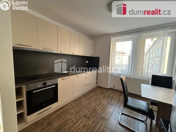 Pronájem bytu 2+1 Kolín, Na Magistrále č. 1