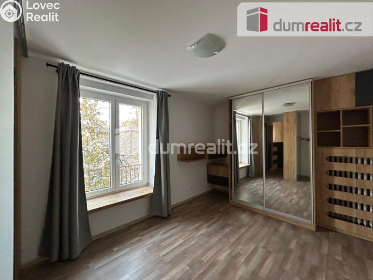 Pronájem bytu 2+1 Kolín, Na Magistrále č. 7