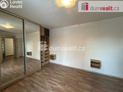 Pronájem bytu 2+1 Kolín, Na Magistrále č. 4