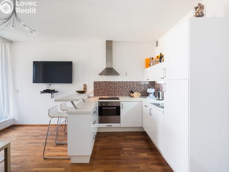 Pronájem bytu 2+KK Praha, Švédská 1010/15 č. 1