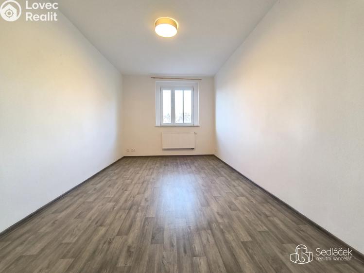 Pronájem bytu 3+1 Sokolov, Nádražní č. 5