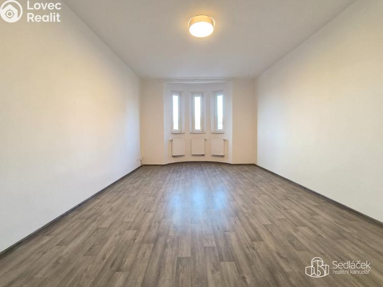 Pronájem bytu 3+1 Sokolov, Nádražní č. 11